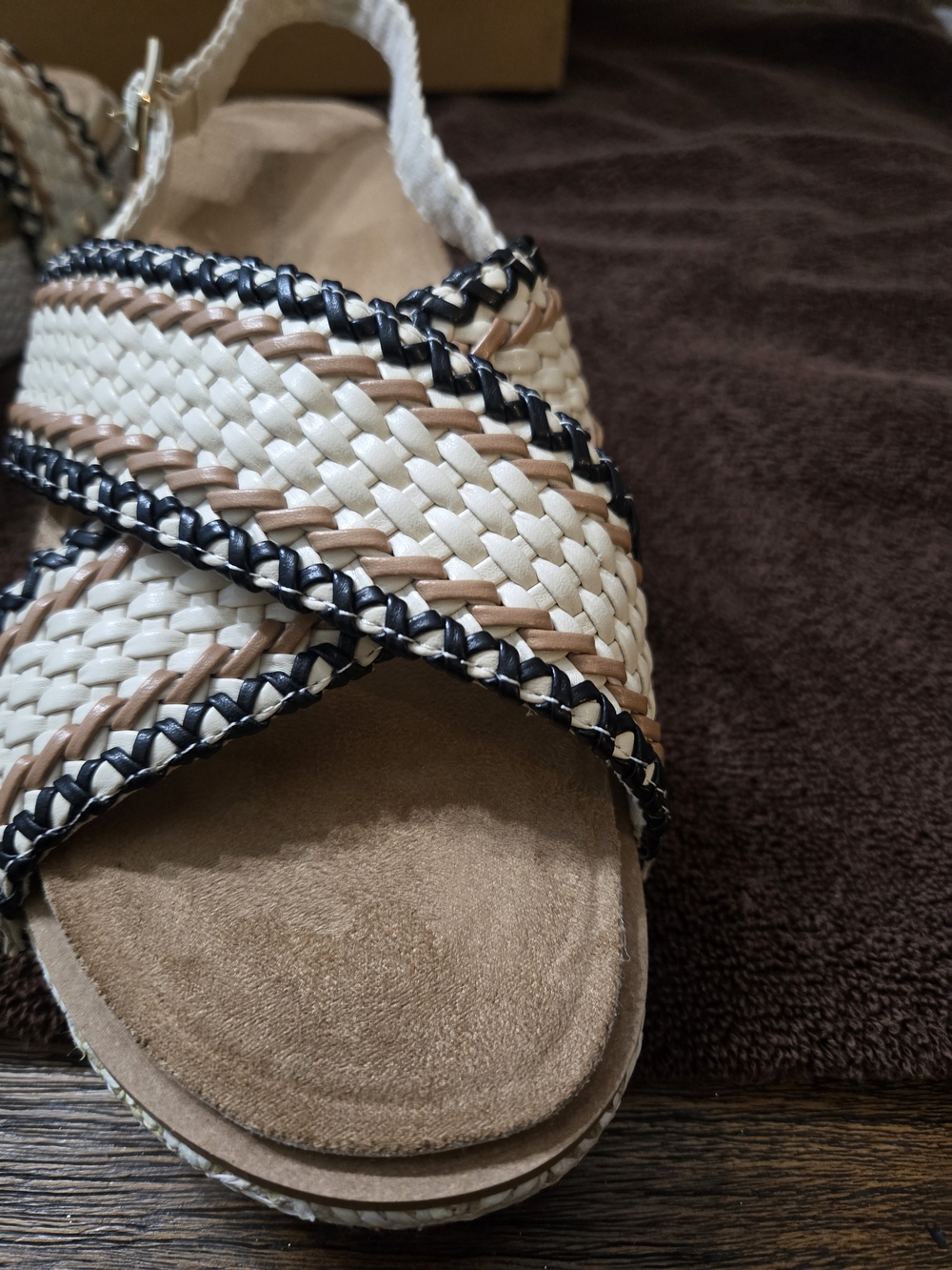 Kelsi Dagger Kids Natural Braided Slingback Sandals EUC SIZE 10 - Picture 6 of 13